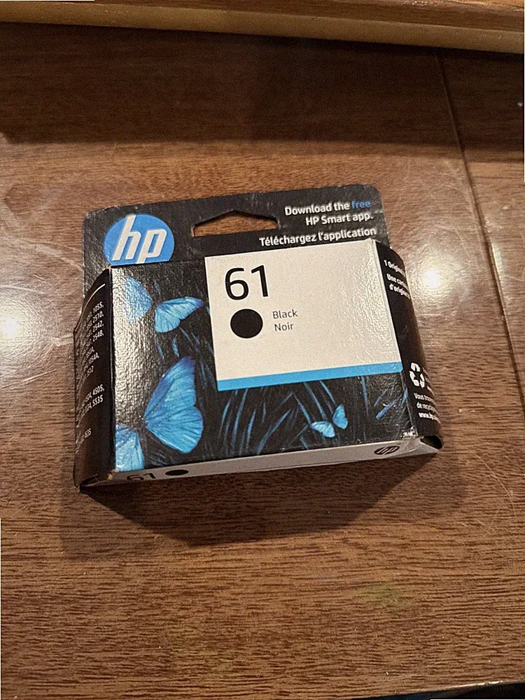 HP 61: Black Ink Cartridge, Works w/ DeskJet 1000, 1010 CH561WN, Expired Oct 23